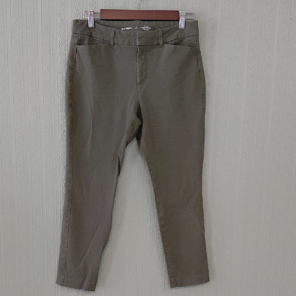 Old Navy Olive Green Cropped Ankle Pants